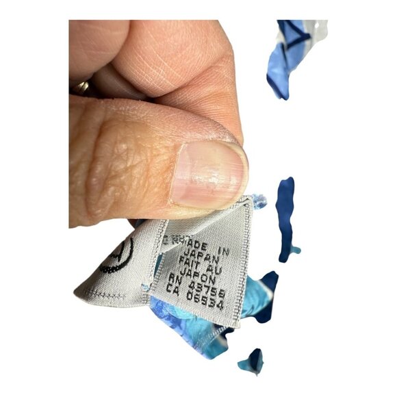 Christian Bounaix Fish Scarf - Picture 4 of 5